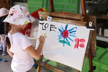 a child painting